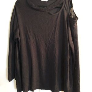 Maurices black light weight sweater.
